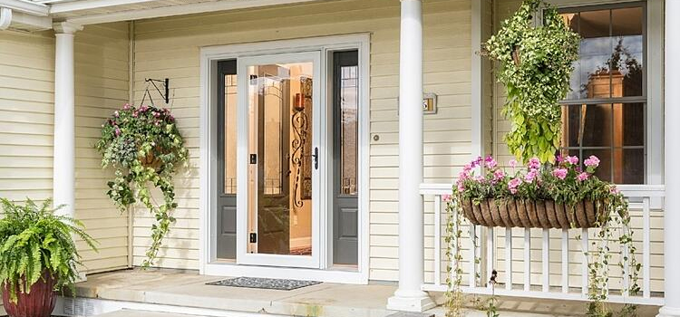 screen door installation in Tehachapi