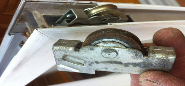 screen door roller repair in Tehachapi